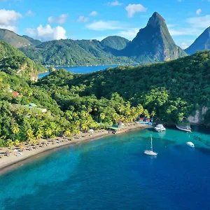 5* Resort Jade Mountain